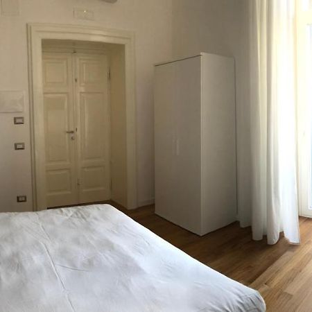 Lo Schiaccianoci B&B Ταράντο Εξωτερικό φωτογραφία